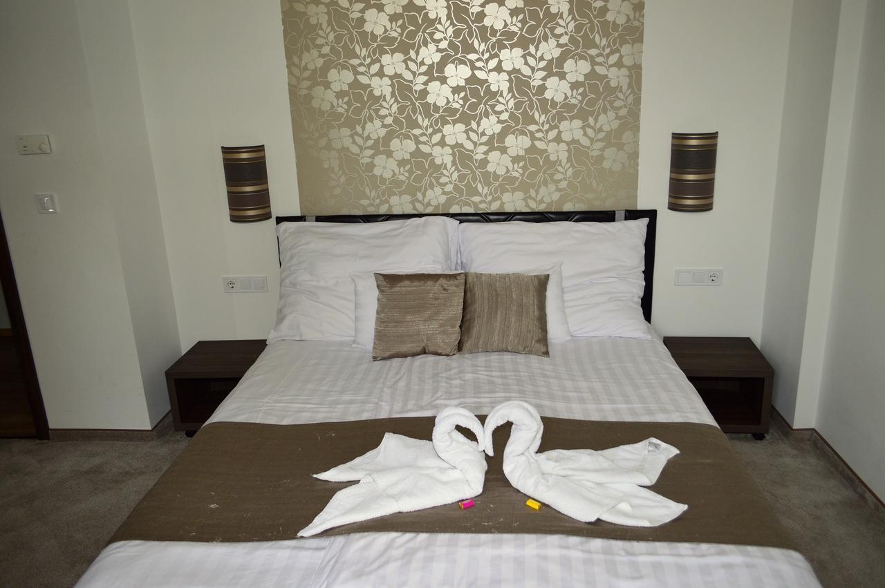Nyíregyháza Hotel Irisz מראה חיצוני תמונה
